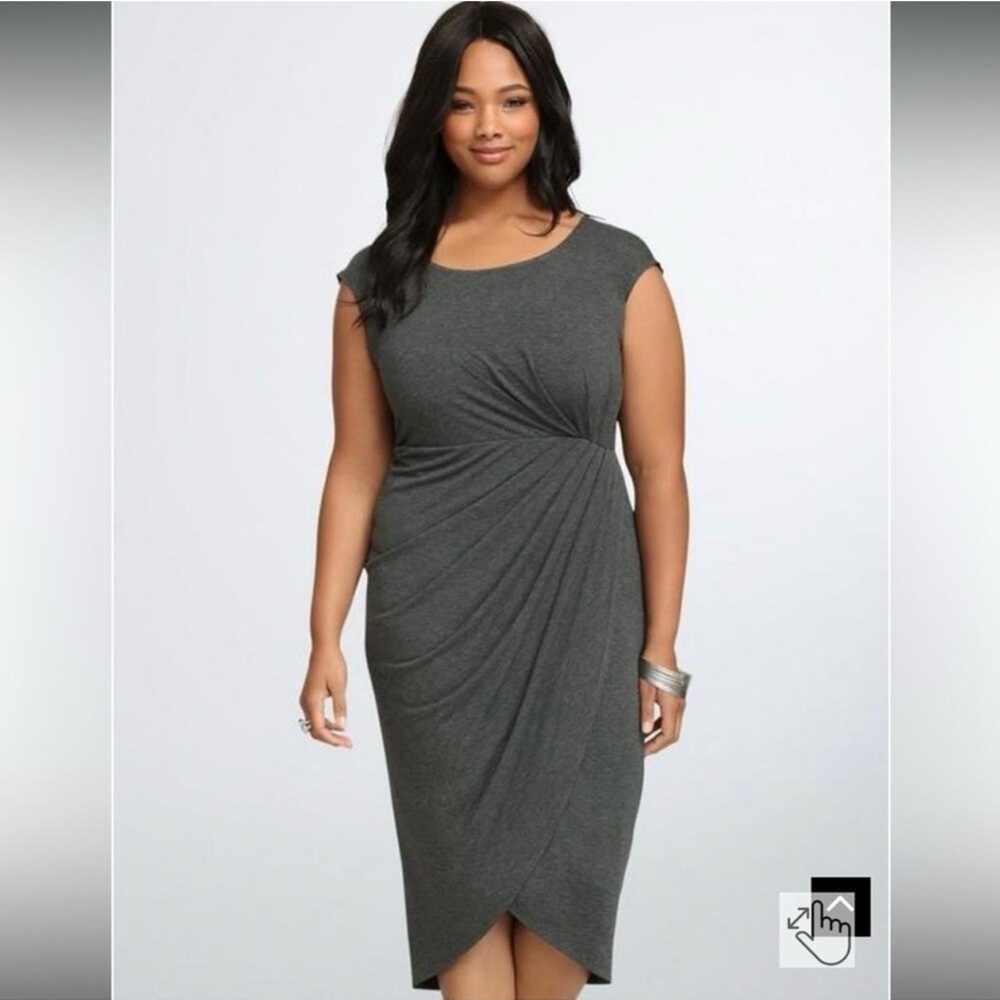 Torrid-NWT Size 0 Tulip Wrap Dress